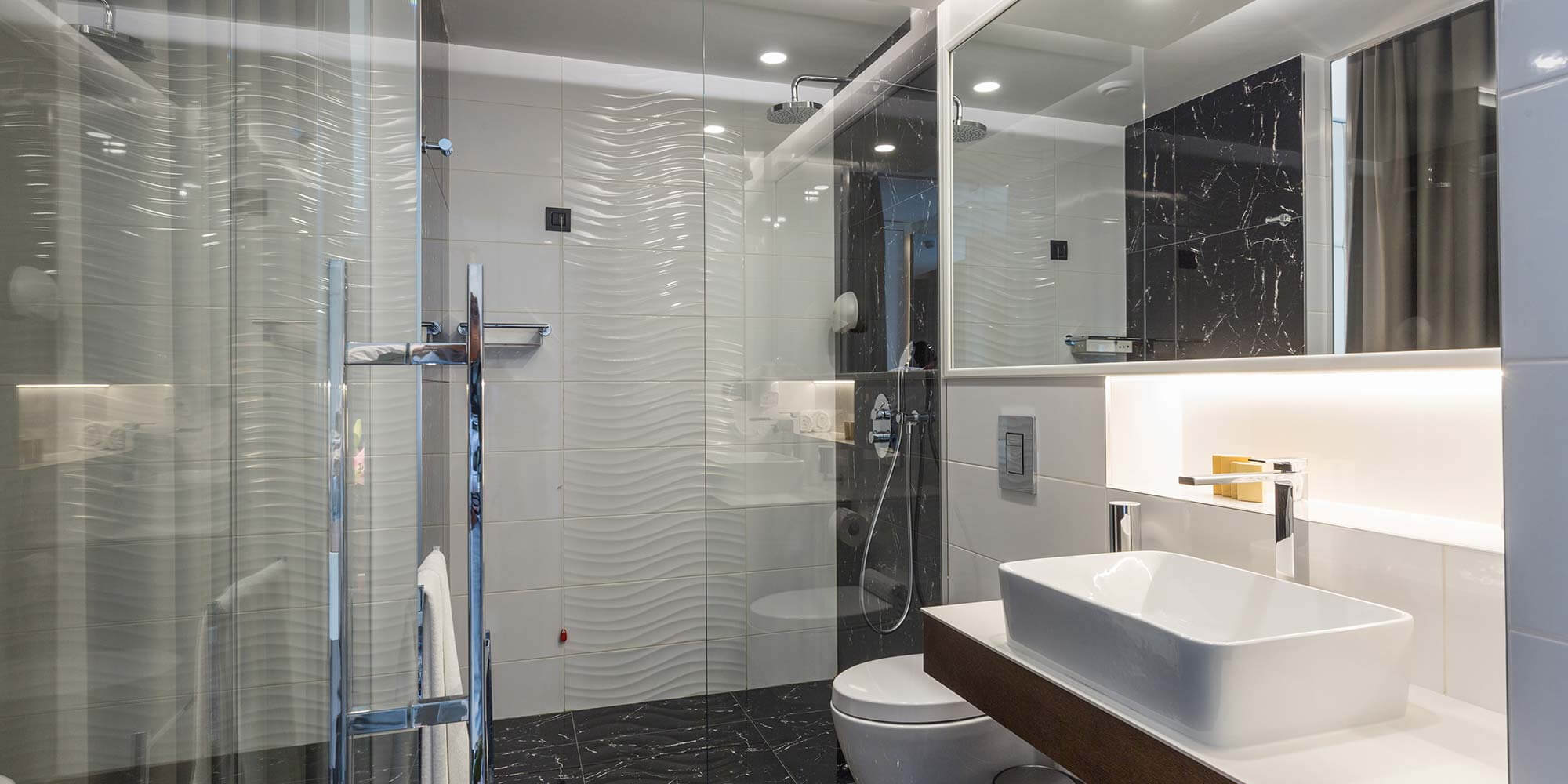 Modern bathroom with chrome fixtures