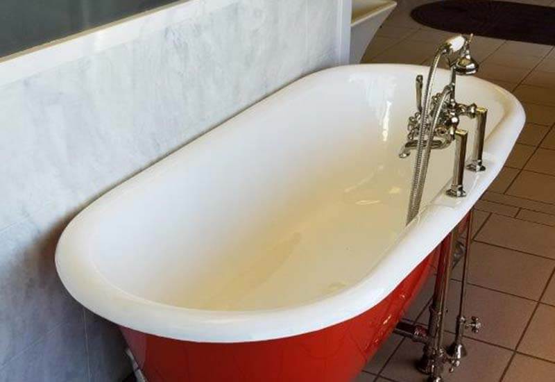 Claw bathtub